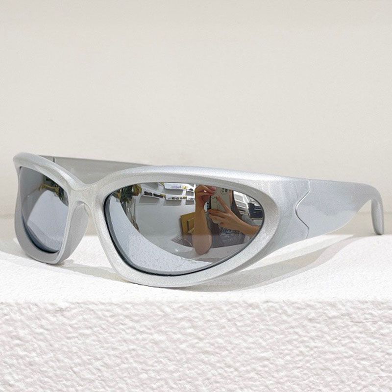 silver frame mirror lens