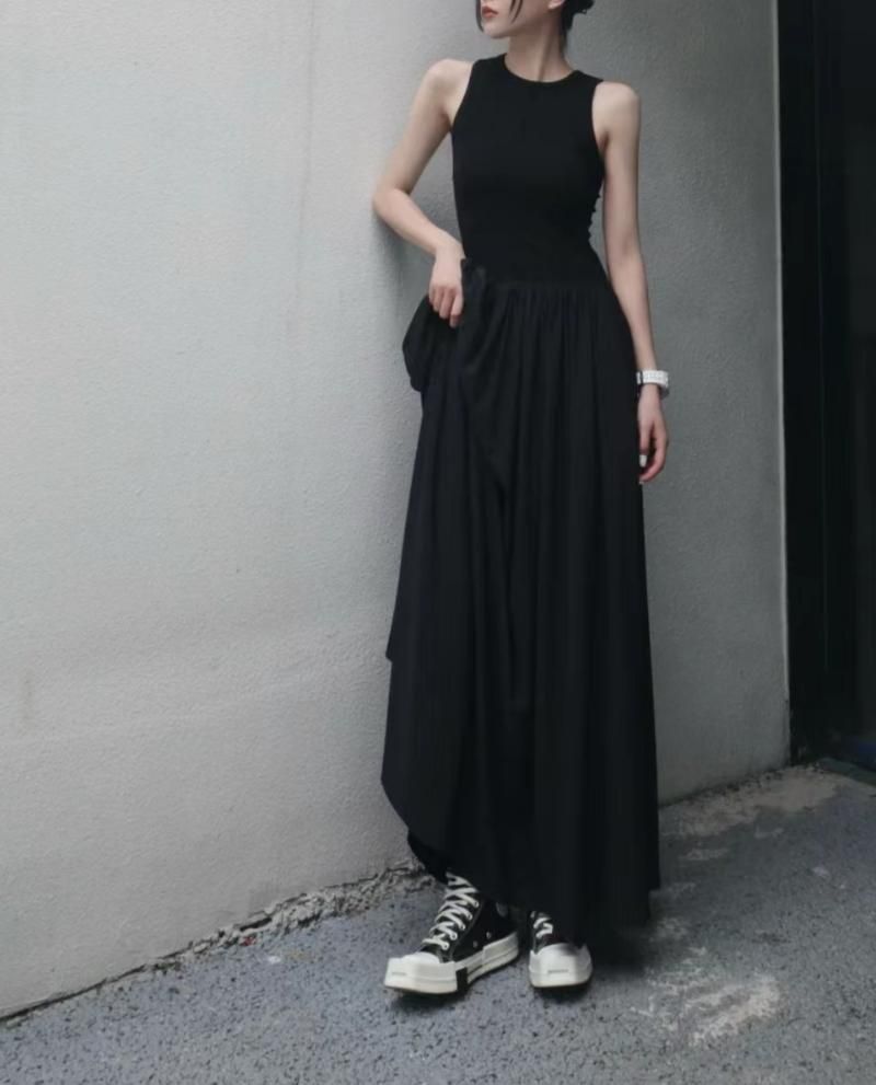 kort svart klänning