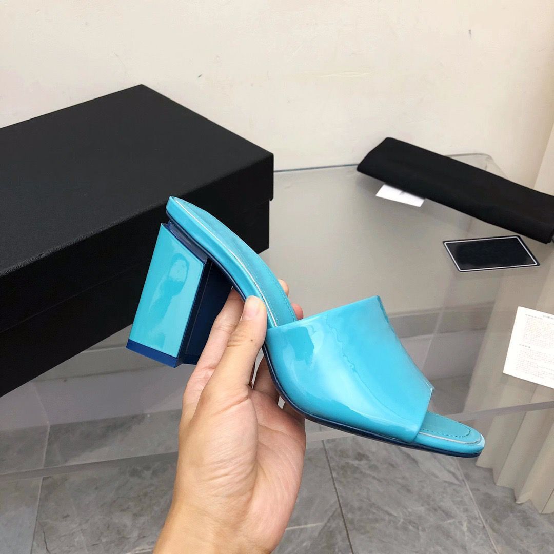 6 Heel height 8.5cm