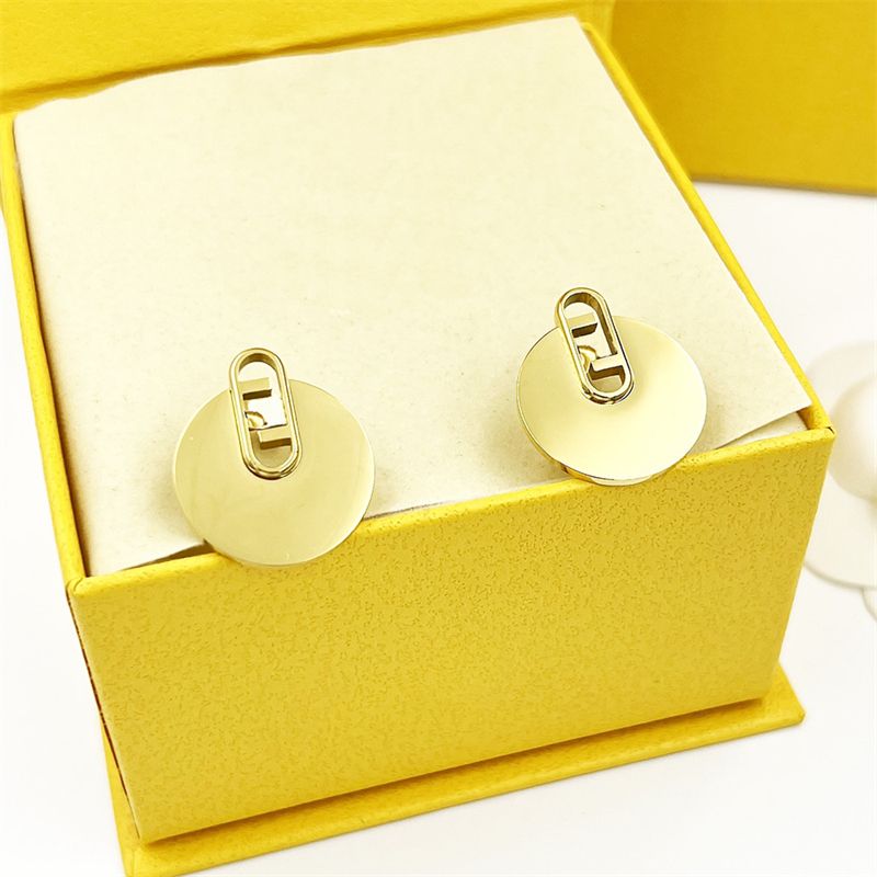 Earring with box