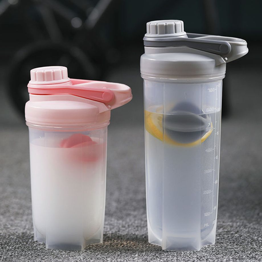 1pc protein shaker bottle with mixball blender bottle fitness gym water  bottle
