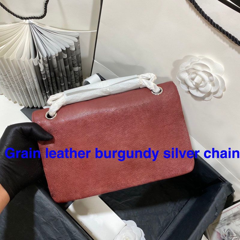 Grain leather burgundy gold chain