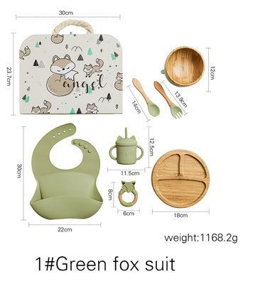 Зеленый костюм Fox8