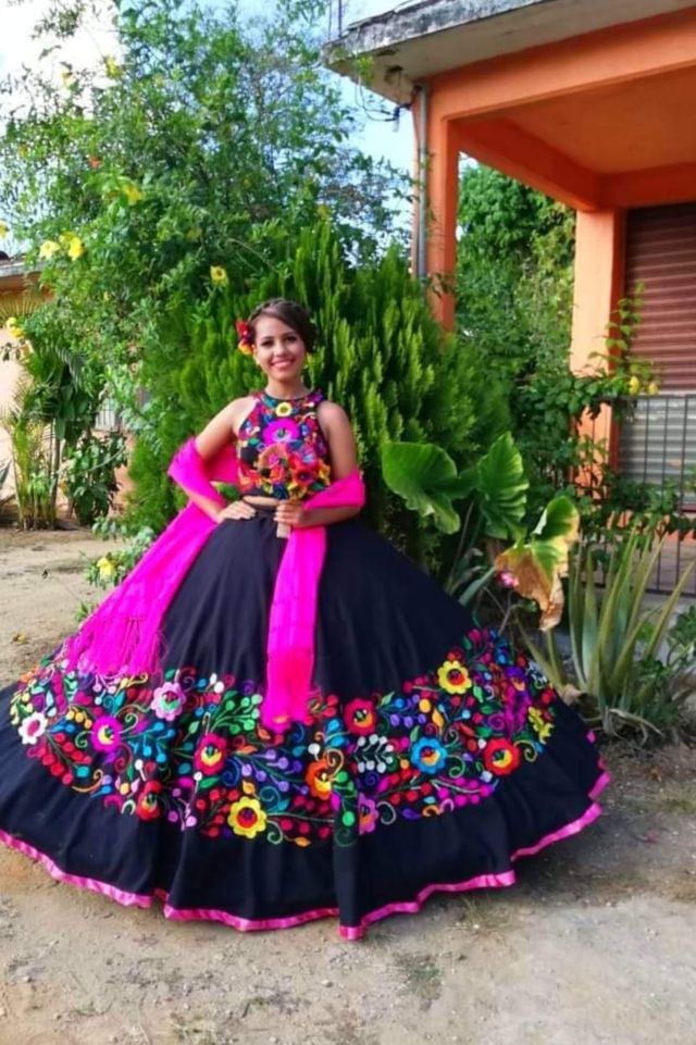 New vestido de 15 anos Two Pieces Quinceanera Dresses With Wrap Embroidery Off the Shoulder Sweet 16 Quince XV Prom Gowns New vestido de 15 anos Two Pieces Quinceanera Dresses With Wrap Embroidery Off the Shoulder Sweet 16 Quince XV Prom Gowns
