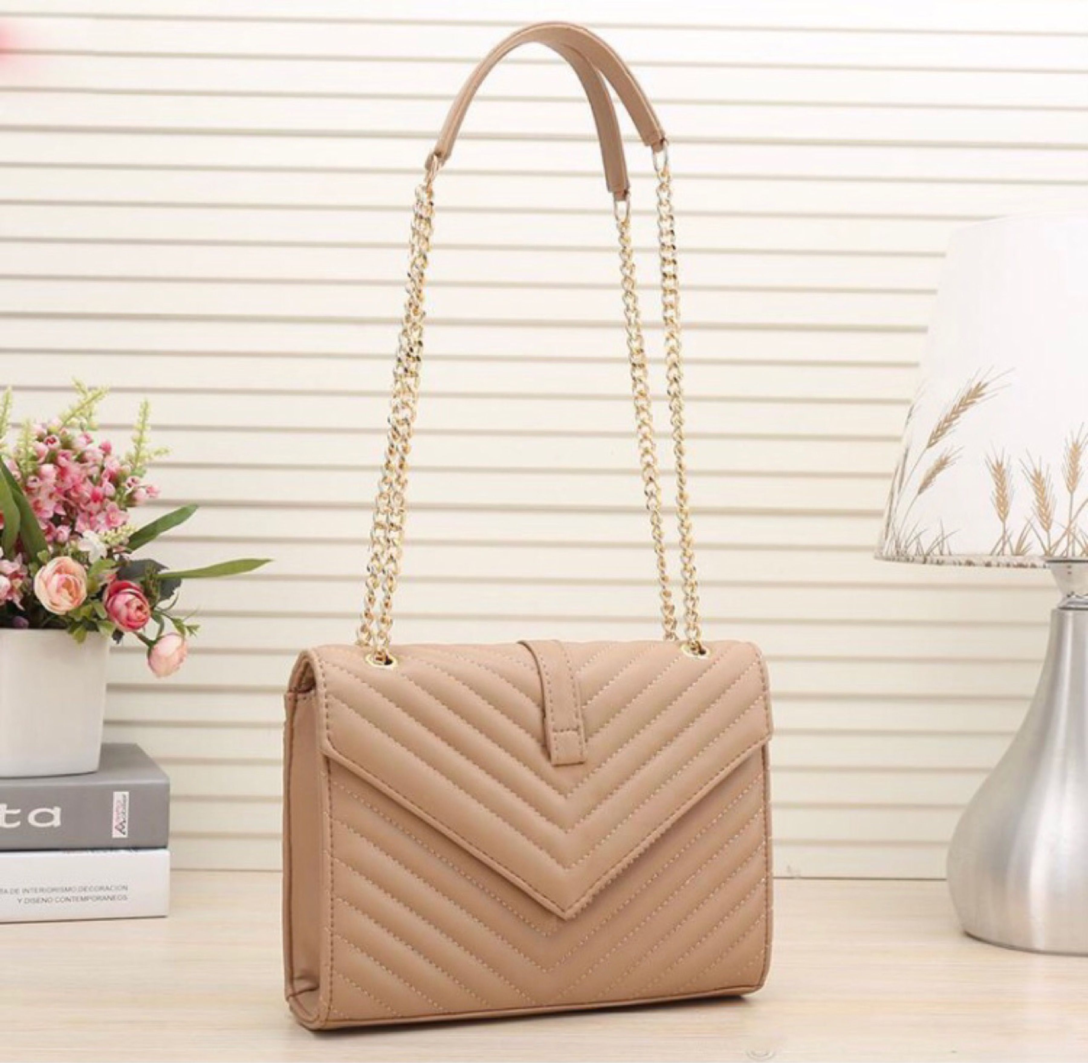 2022 Luxury Handbag Shoulder Bag Women Bags Brand LOULOU Y Shaped Designer  Seam Leather Ladies Metal Chain High Quality Clamshell Messenger Gift Box  Wholesale 051 From Fashion_bags888, $43.09