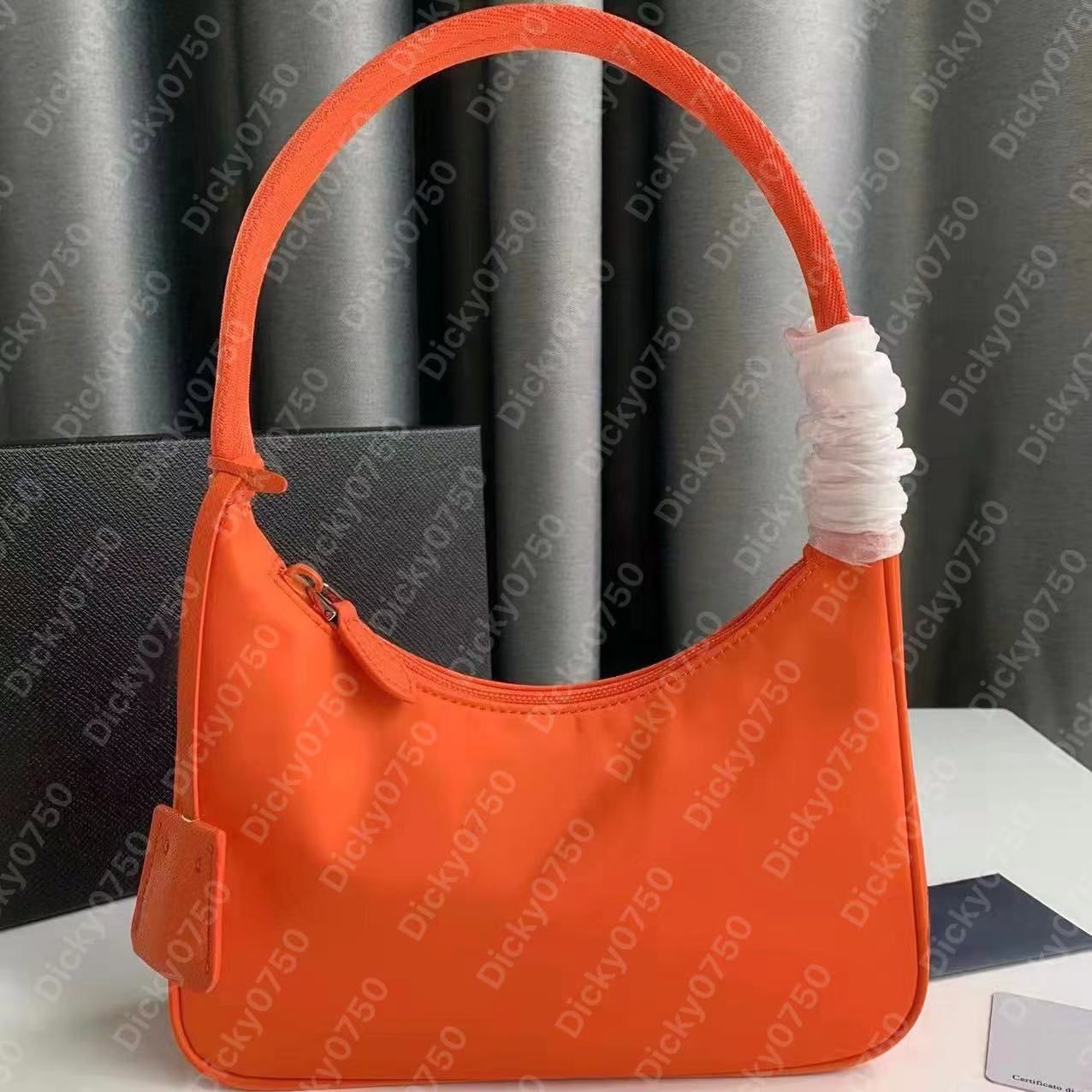 canvas hobo orange