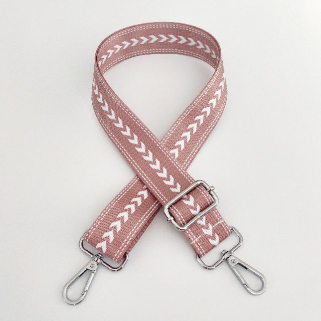 Color:pink silver buckle