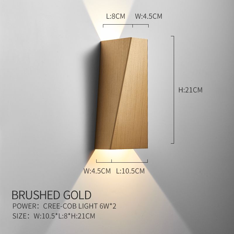 Brushed gold 12W Warm White (2700-3500K)