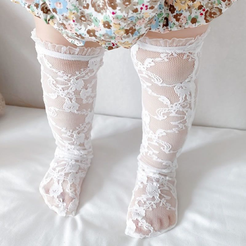 2 Pairs White Lace