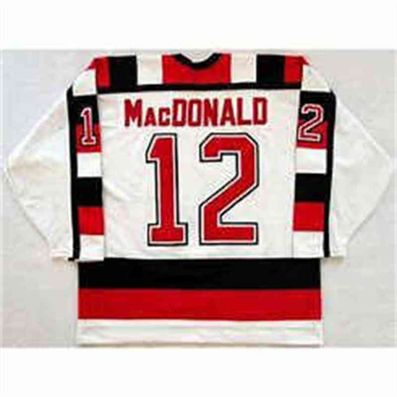 12 Ryan Macdonald