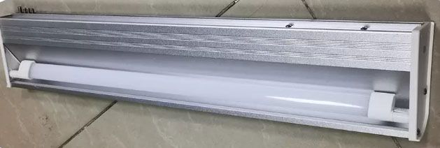tubo LED de cubierta esmerilada