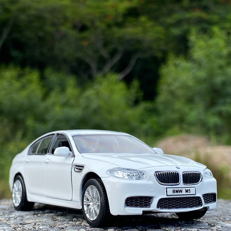 M5 blanc