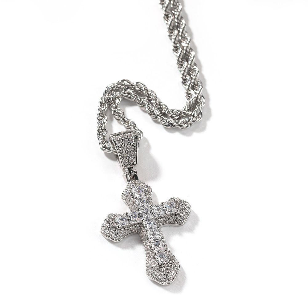 silver white Pendant with Rope chain