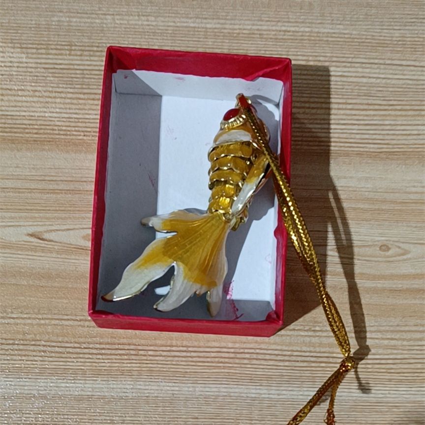 gold goldfish long 6cm