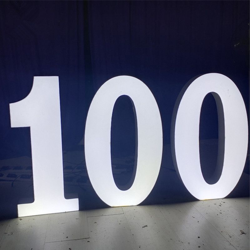 100