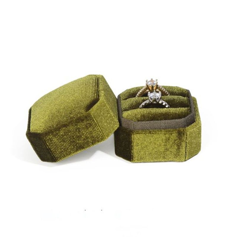 doppia scatola dell'anello verde verde