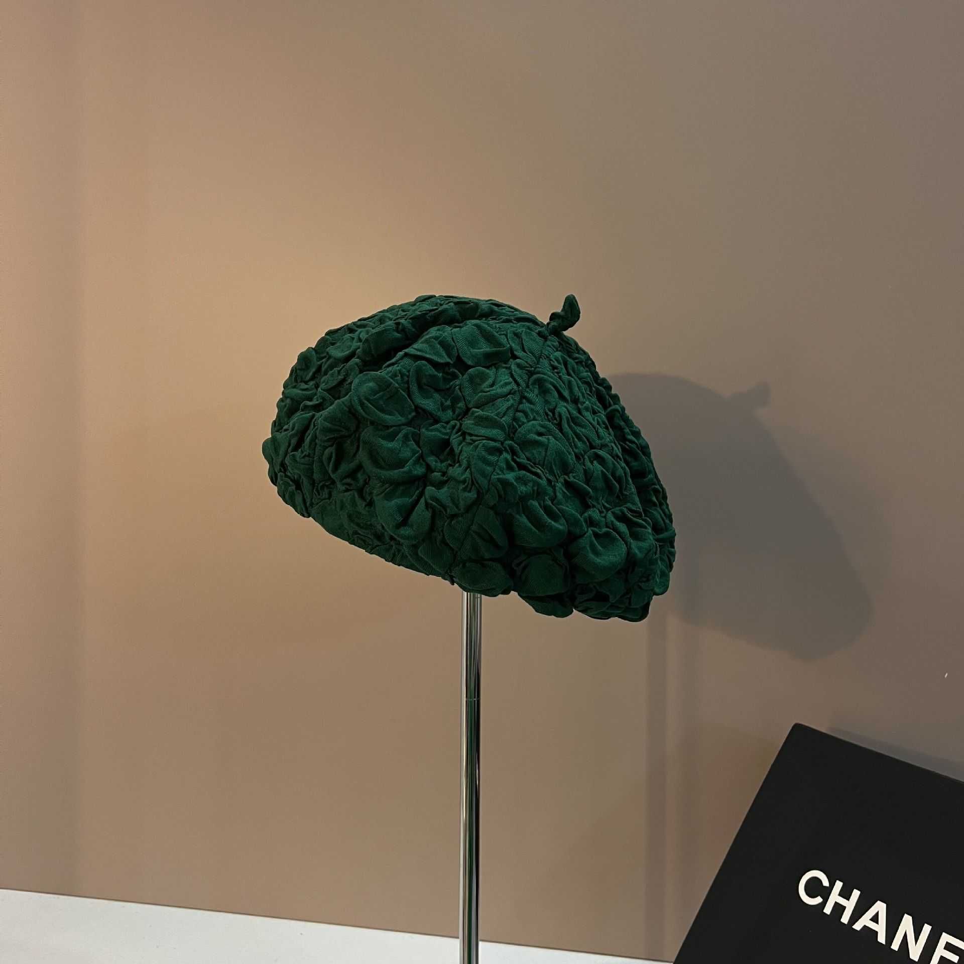Green - Chapeau d'artiste plissé