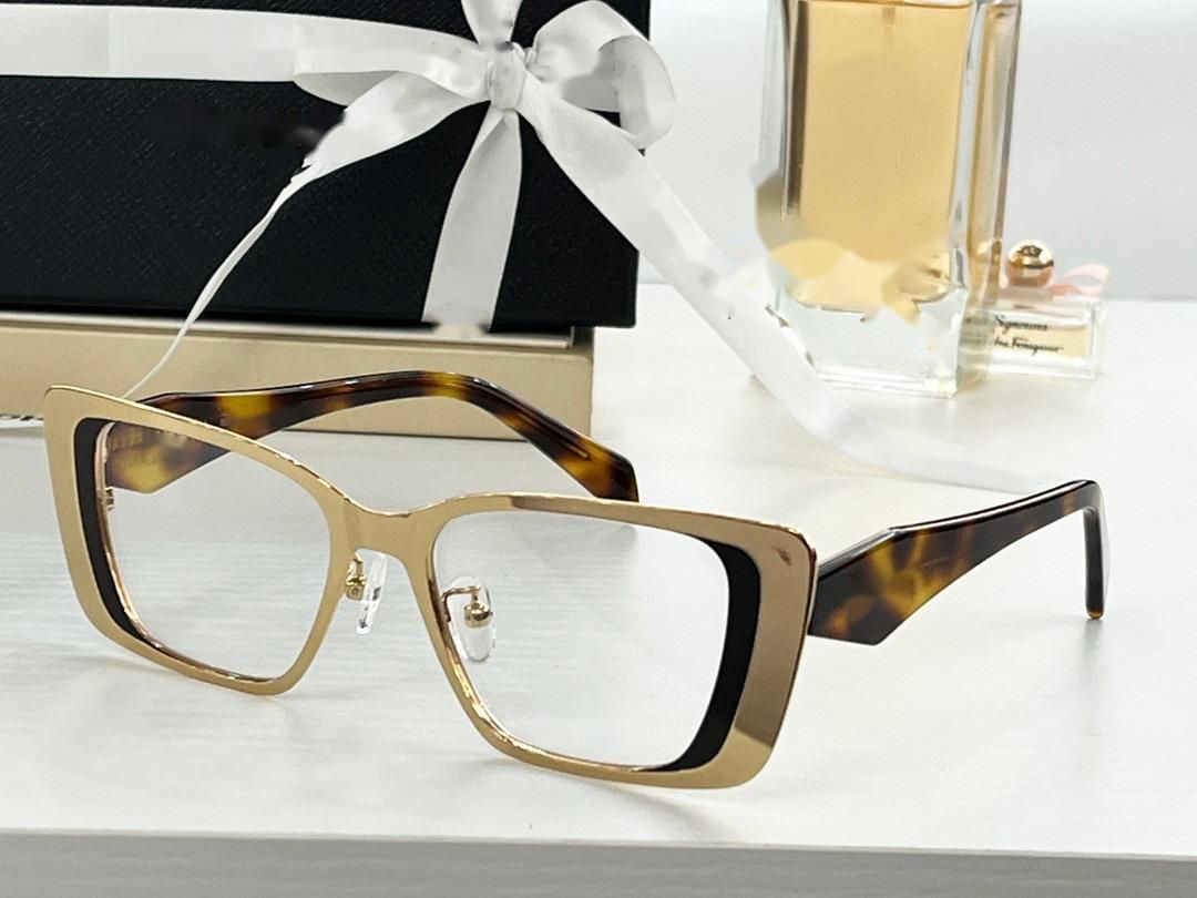 Gold Black Frame Optical Lens Amber pernas