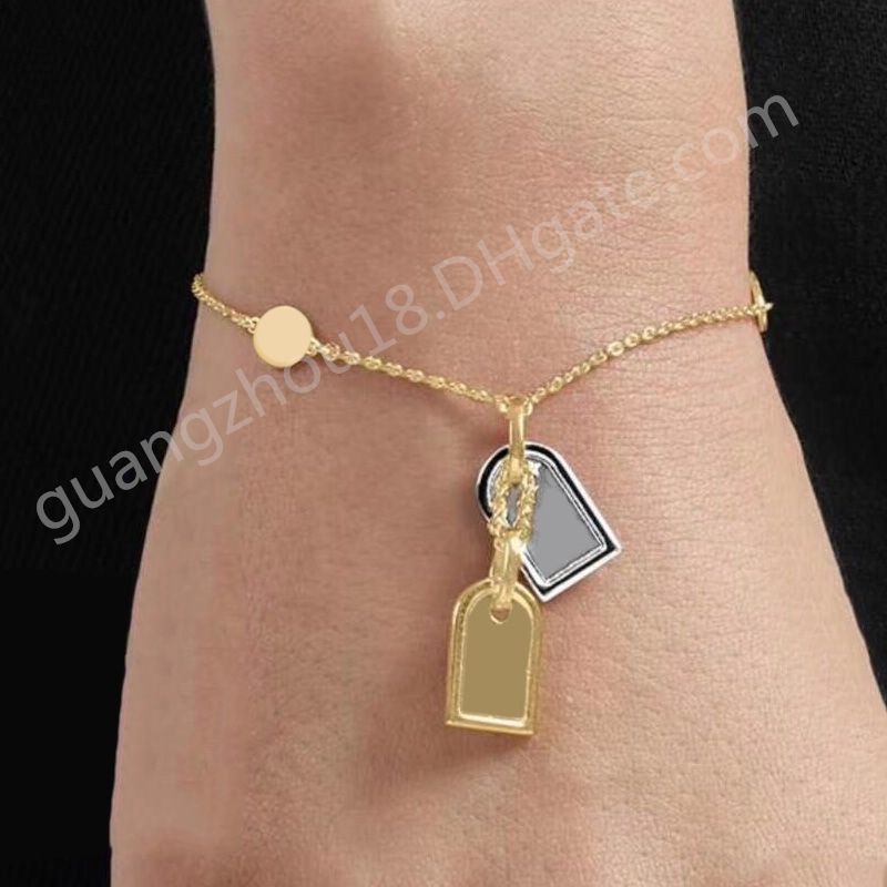 Bracelet avec boîte