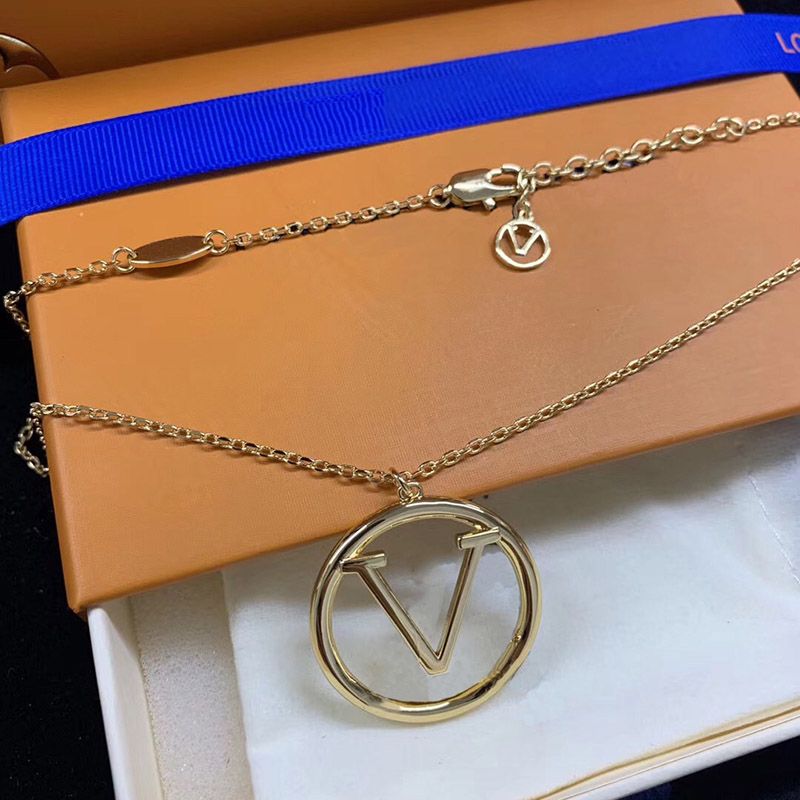 L+Necklaces+box