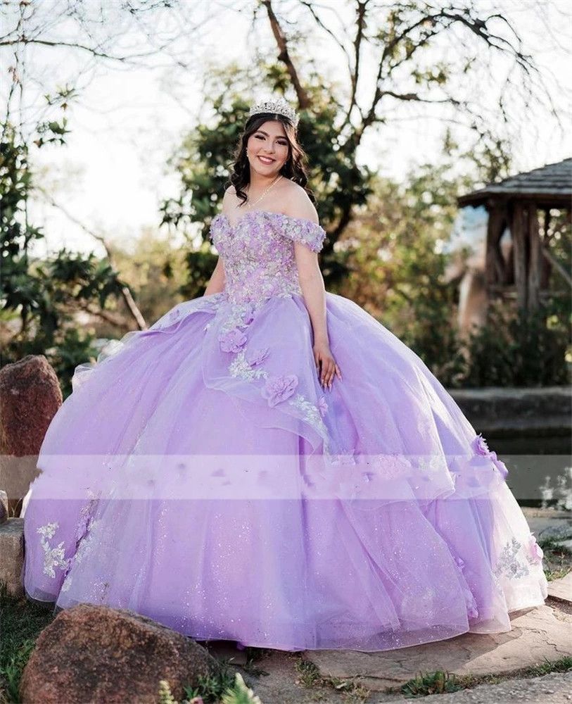 2022 Light Purple Lace Sweetheart Quinceanera Dresses 3D Flowers Sweet16  Year Princess Dresse Vestidos De 15