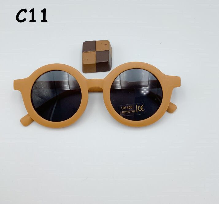 C11