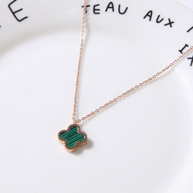 2 collier noir vert