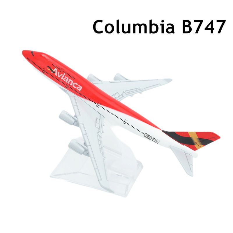 Columbia B747