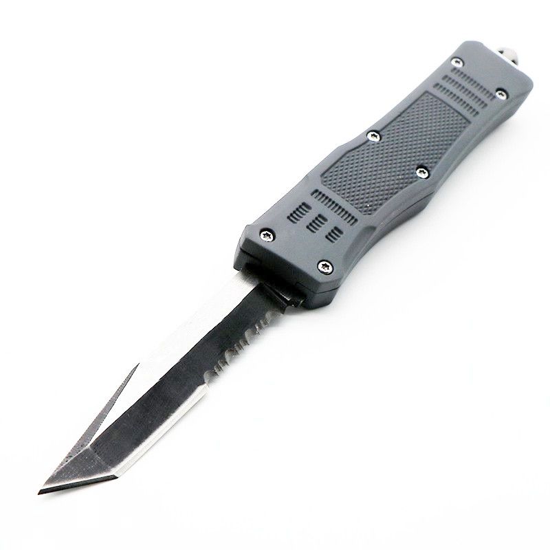 Grey tanto serrated