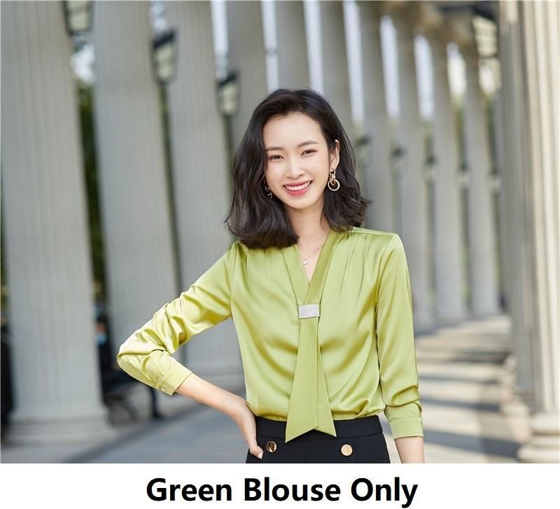 Alleen groene blouse