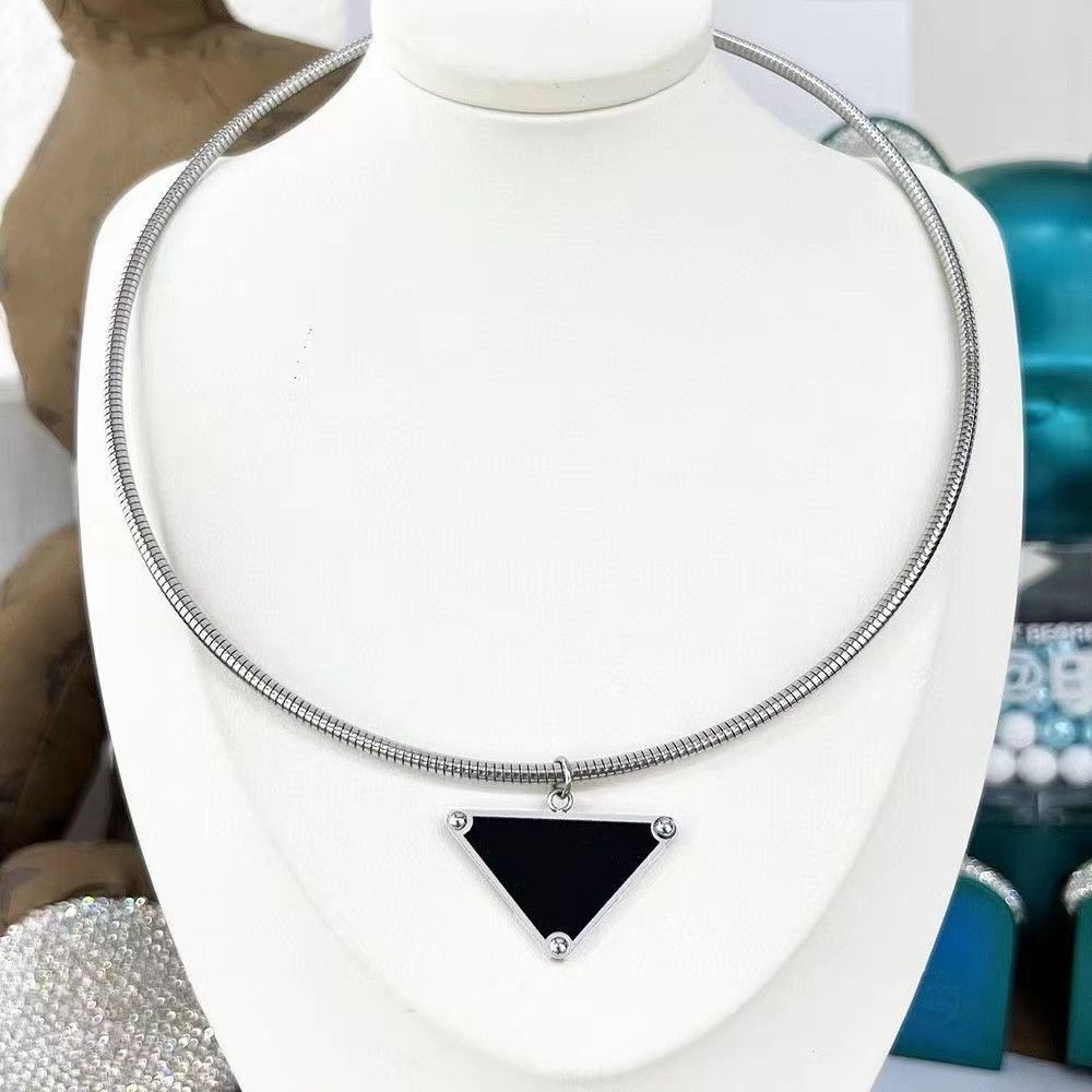 Collar de plata 11