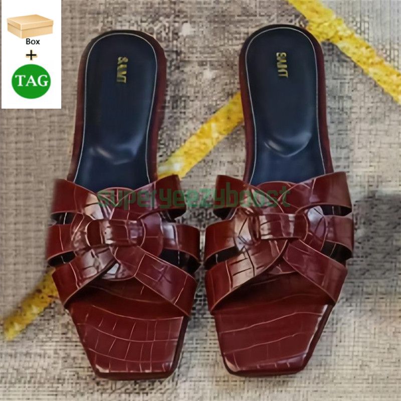 15 Burgundy Croc