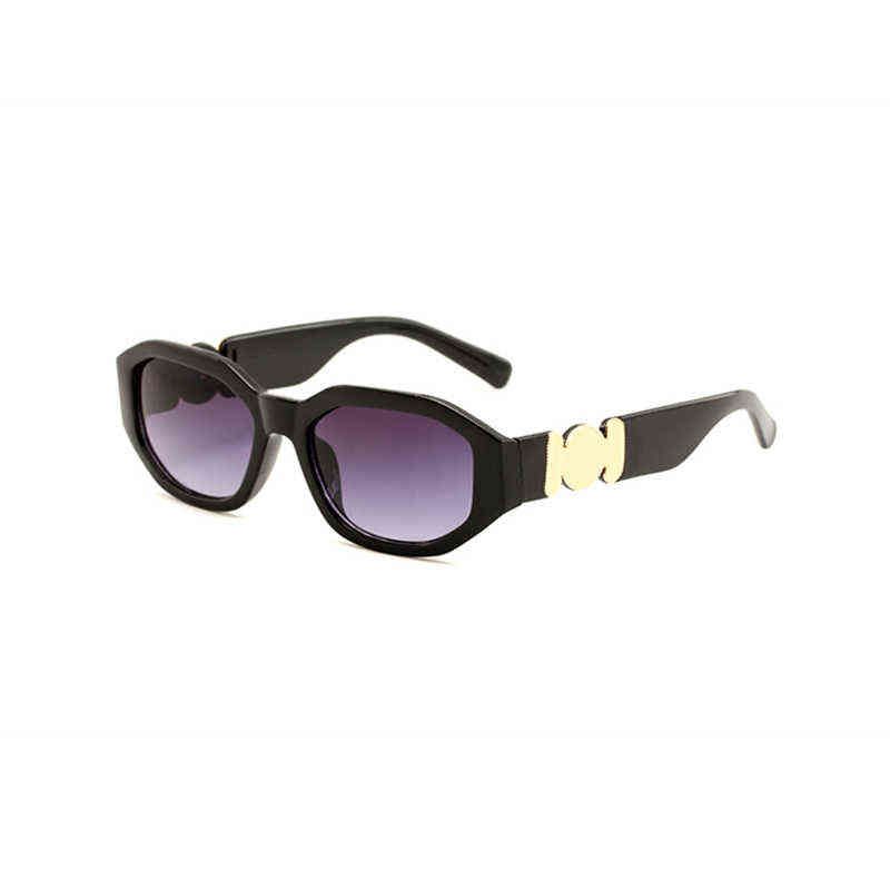 monture noire lentille violette