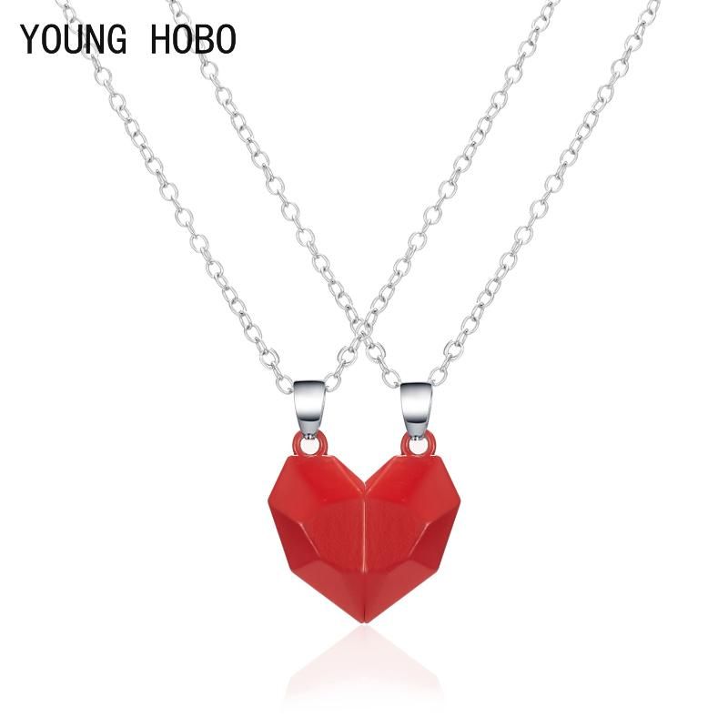 Colliers pendentifs HOBO 2Pcs/Lot Collier couple magnétique Amitié Coeur Distance Charme à facettes Femmes Saint Valentin_voghion.com