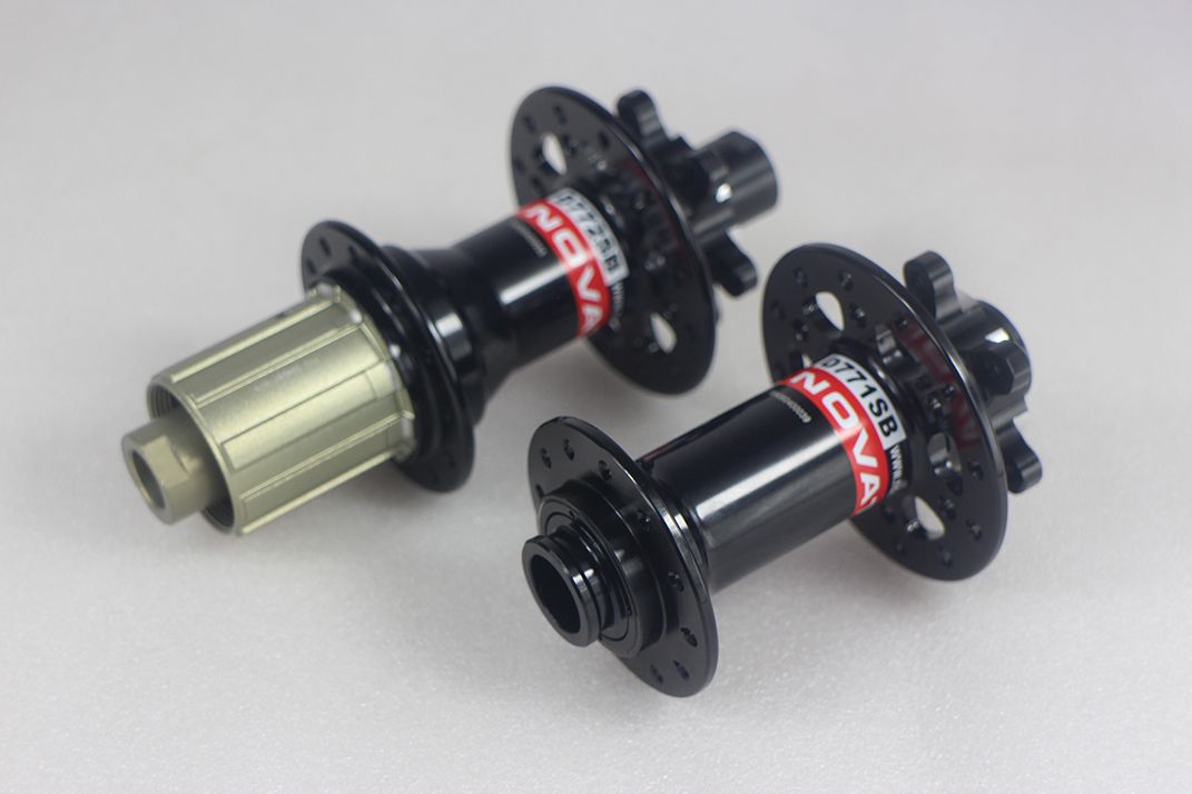 novatec road disc hubs