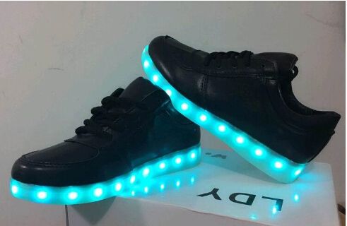 Unisex Schuhe Schuhe Turnschuhe Farben Schuhe Ladekabel Led Damen Licht Für Von Led Großhandel Sneaker Herren 7 LED USB Erwachsene Led Leuchtende I9WED2H