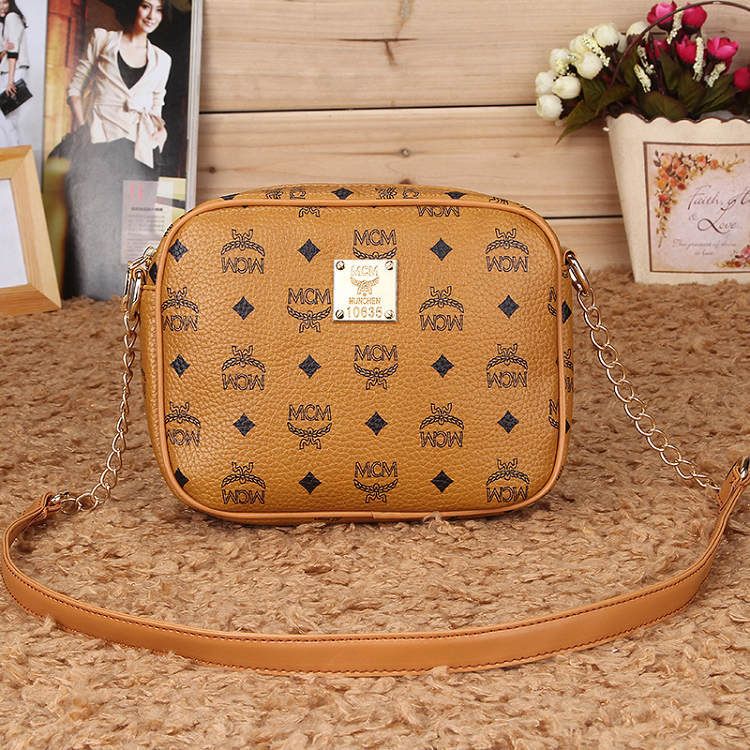 celine box brown