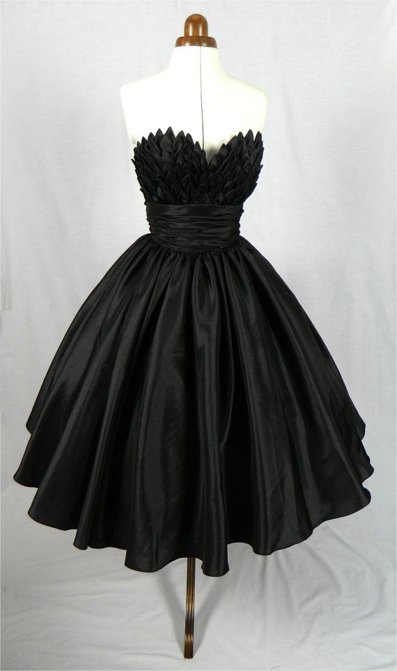 1950s style cocktail dress