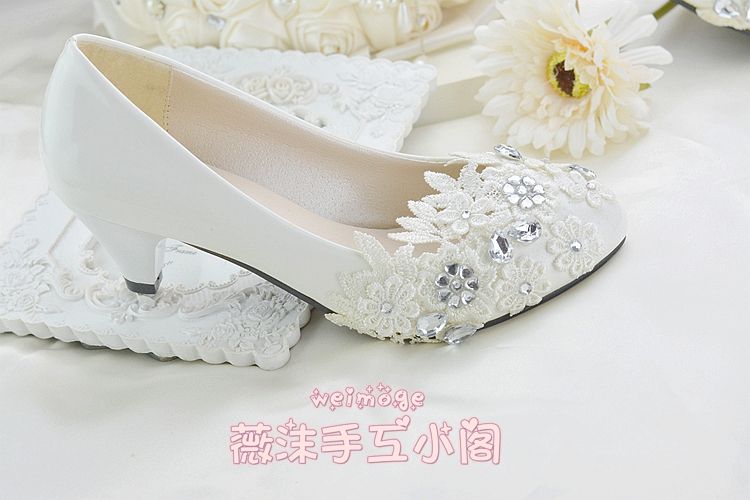 Ivory Lace Wedding Shoes Crystal Handmade Appliques Flat Ivory Lace Wedding Shoes Crystal Handmade Appliques Flat