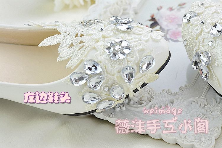 Ivory Lace Wedding Shoes Crystal Handmade Appliques Flat Ivory Lace Wedding Shoes Crystal Handmade Appliques Flat