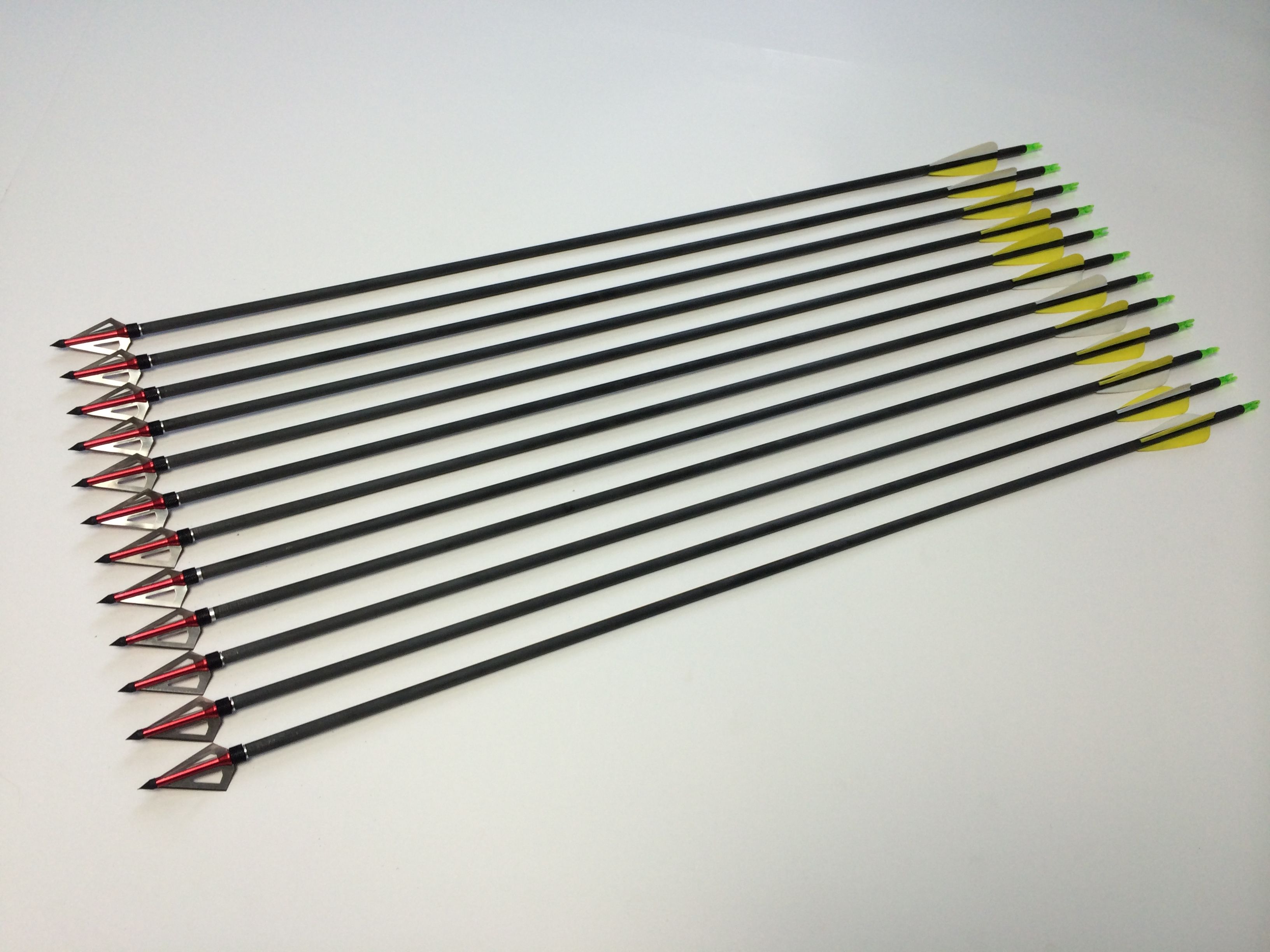 Free Shipping Hunting And Archery Compound Bow 30 Length Carbon Arrow