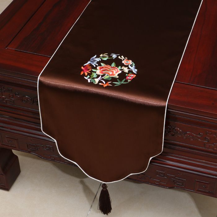 Lengthen Fine Embroidered Table Runner Happy Luxury Table Mats