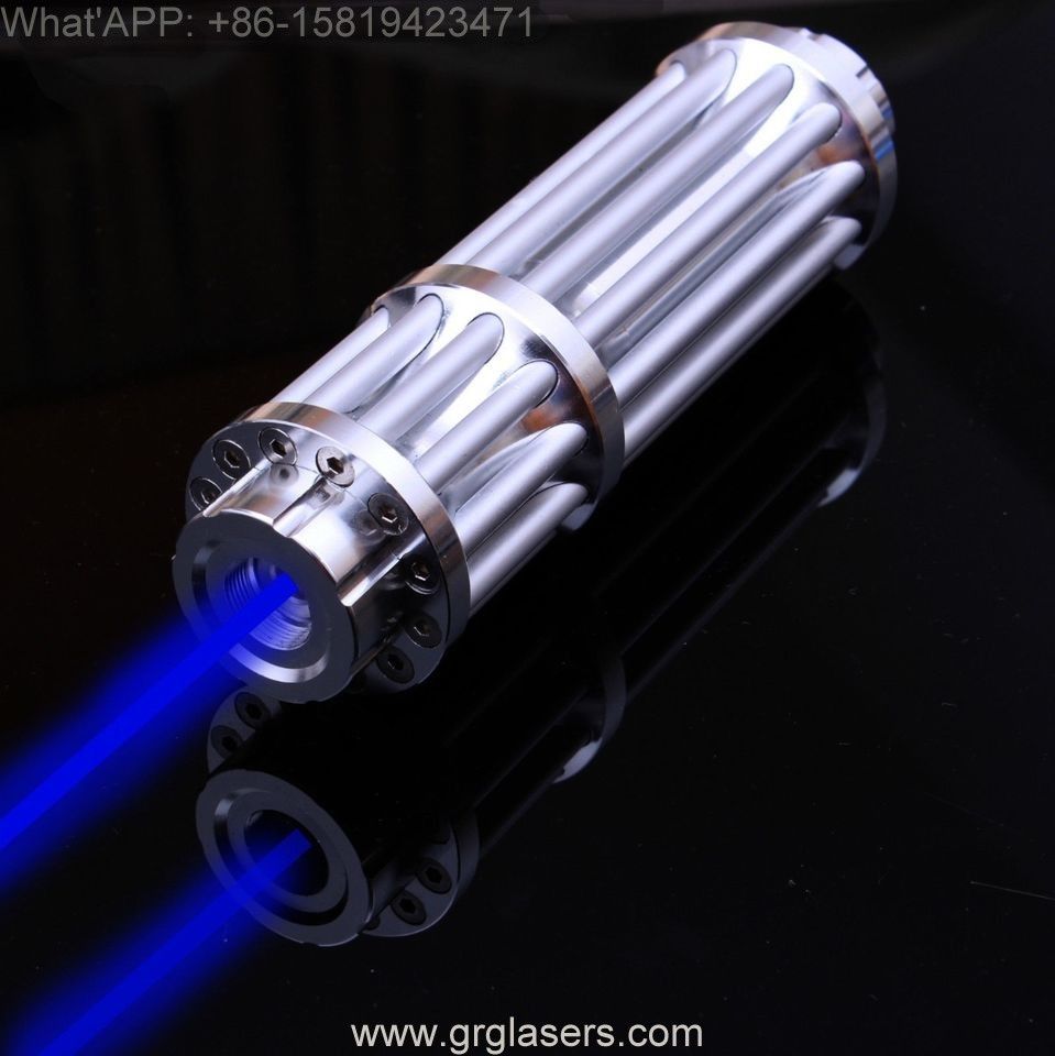 Мощный лазер 1000000 mw. Лазерная указка самая мощная 1000вт. Лазерная указка мощная 100000 мвт. Лазер фонарь огонь. Мощный лазер 1000000 mw.