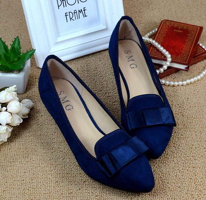 navy blue low heel dress shoes