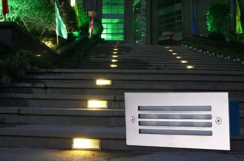 Lot de 12 Énergie Solaire DEL lumineux Deck Lumières Extérieur Jardin Escalier étape clôture L UK 