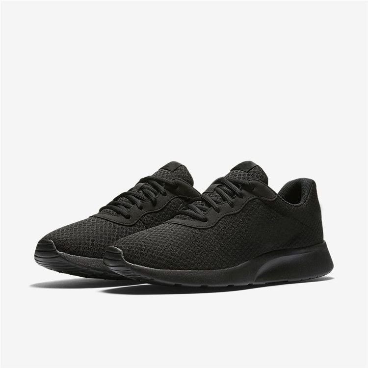 ladies black sports shoes