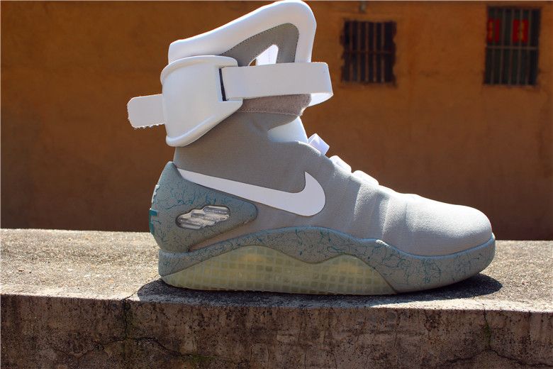 nike air mags size 15