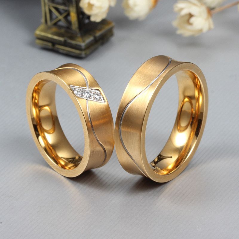 Fashion 18k Gold Couple Rings For Men Women Smooth Design Engagement ...