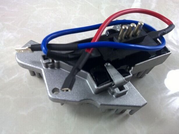 MERCEDES W208 HEATER BLOWER MOTOR REGULATOR RESISTOR 2108206210 210 820 62 10