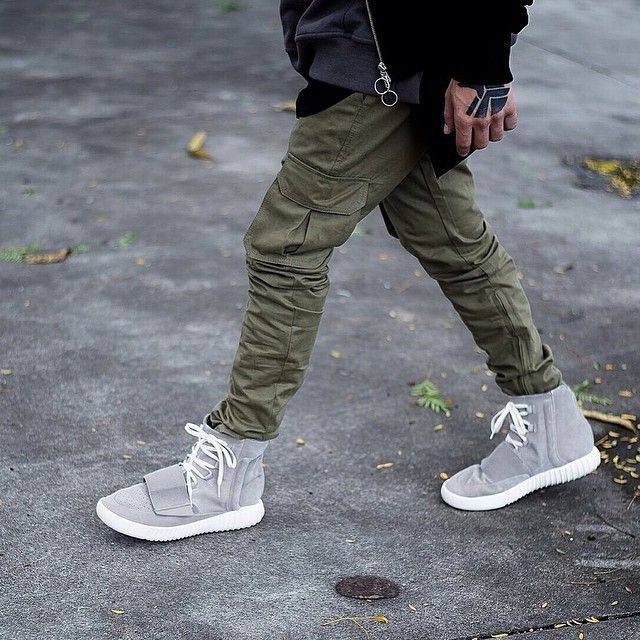 yeezy joggers mens